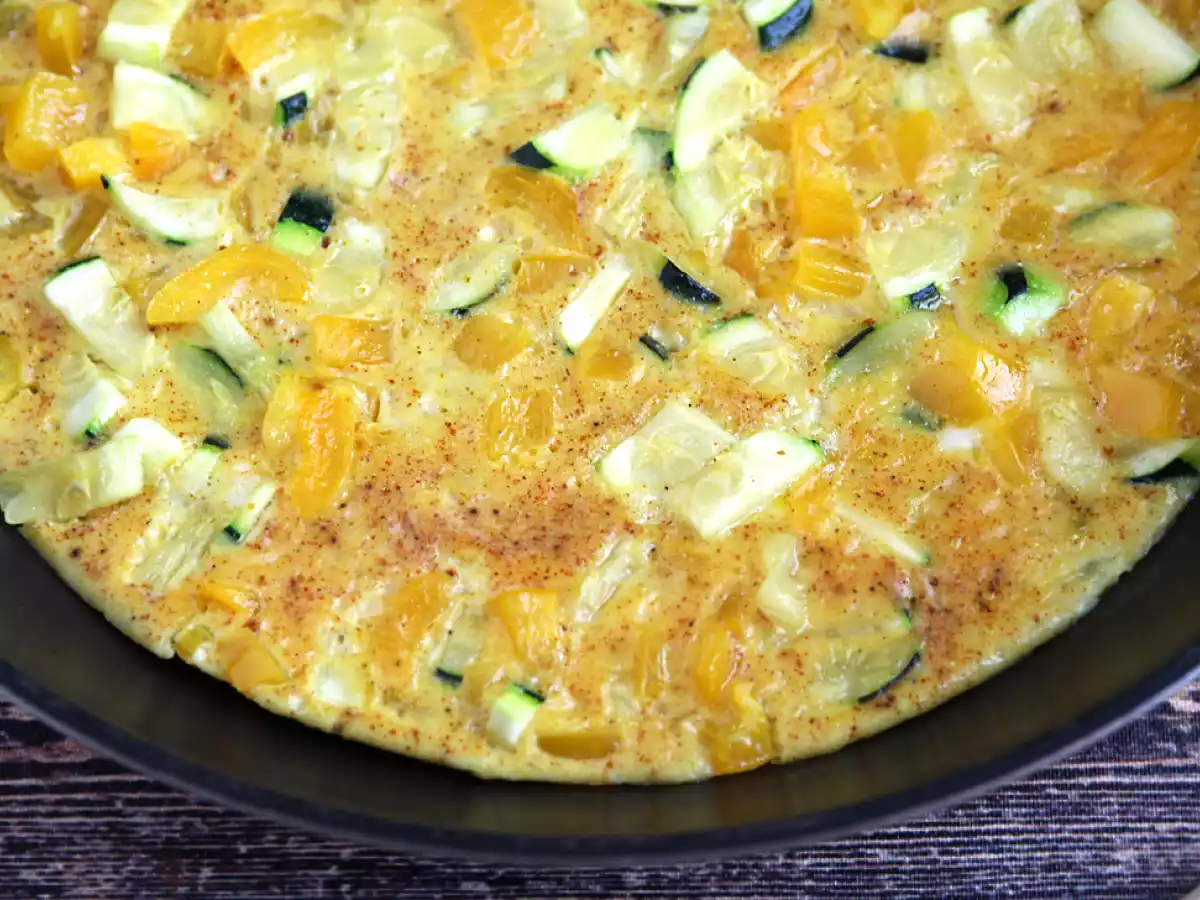 Paprika- ja kesäkurpitsaomeletti - kuva 3