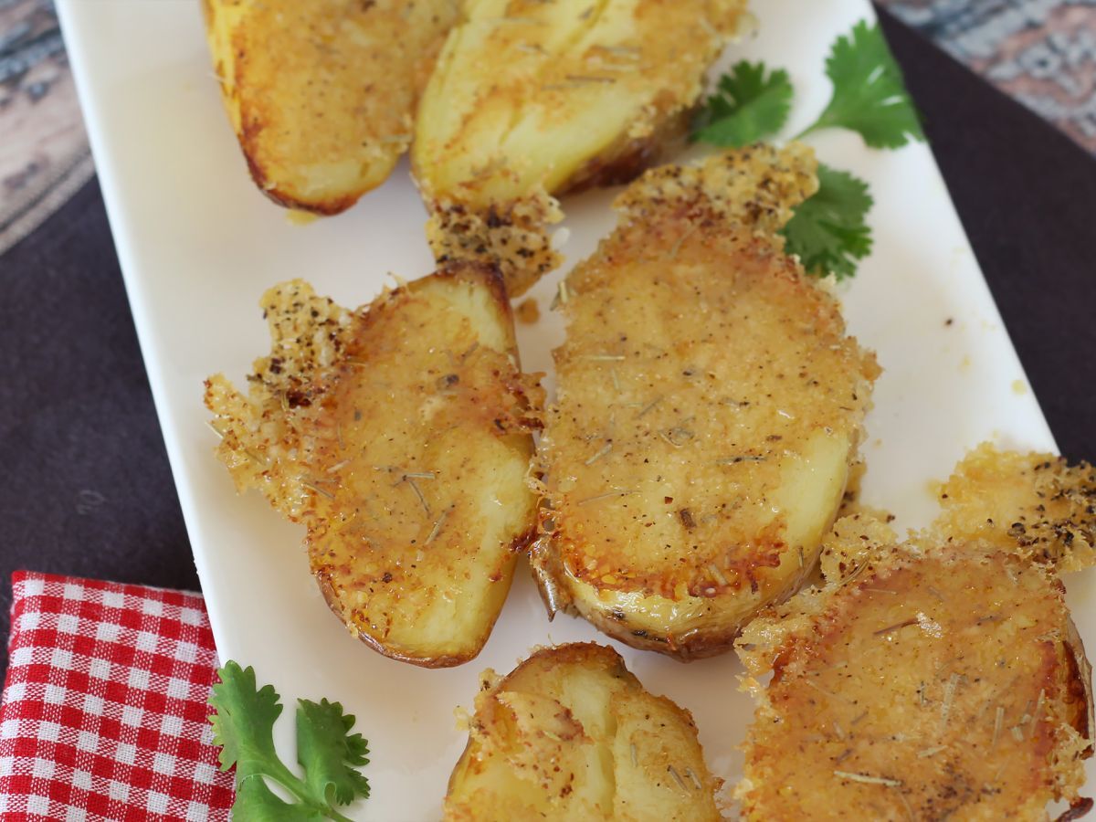 Parmesaaniperunat, sisältä pehmeät ja ulkoa rapeat! - kuva 2