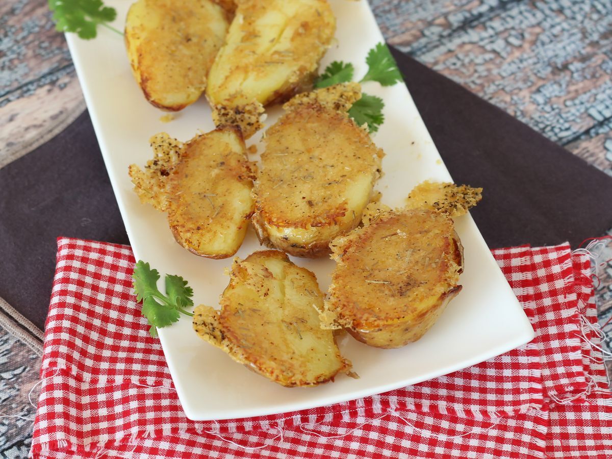 Parmesaaniperunat, sisältä pehmeät ja ulkoa rapeat! - kuva 4