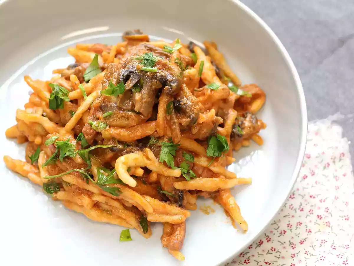 Pasta alla boscaiola, ihanteellinen syksyn ja talven ensimmäinen ruoka - kuva 2