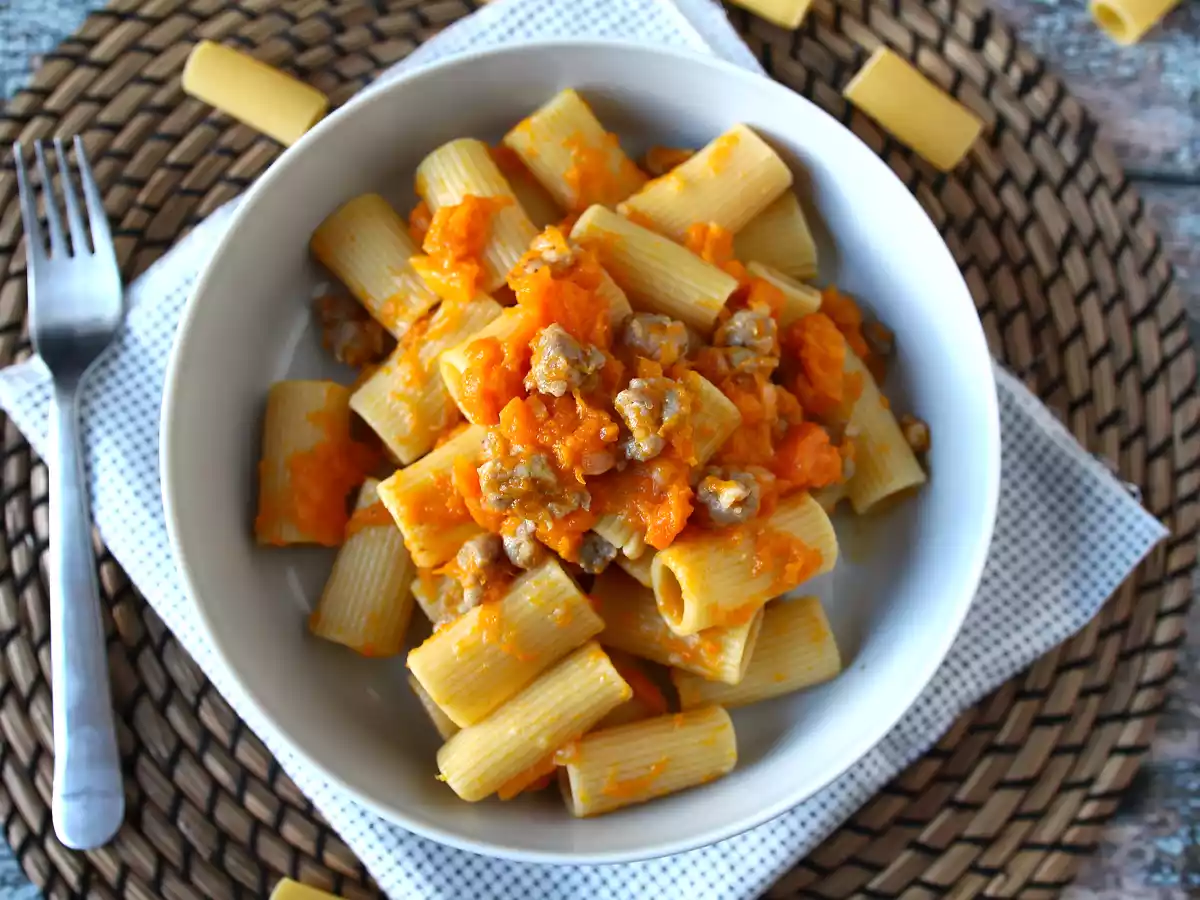 Pasta kurpitsan ja makkaran kanssa - kuva 4