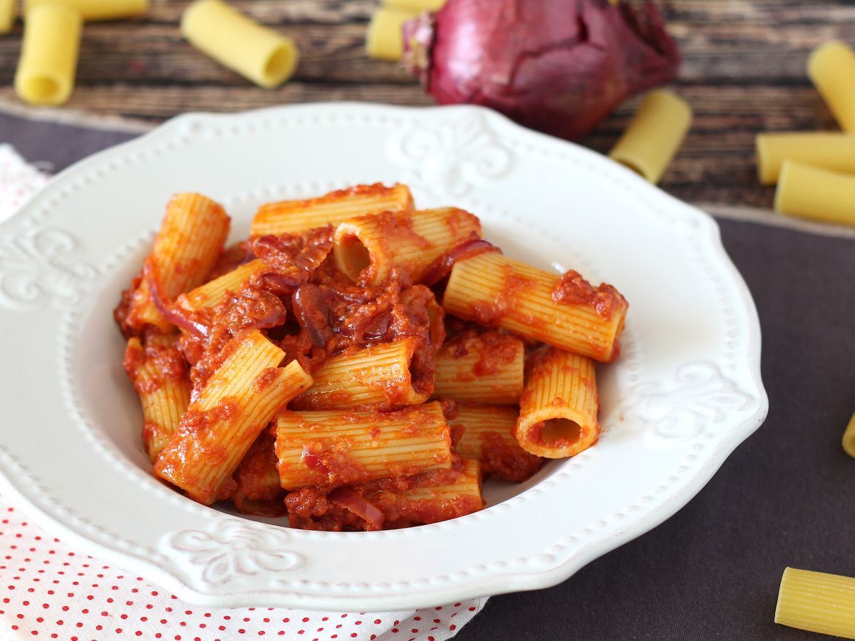 Pasta 'Ndujan kanssa, helposti valmistettava kalabrialainen pastaruoka - kuva 5