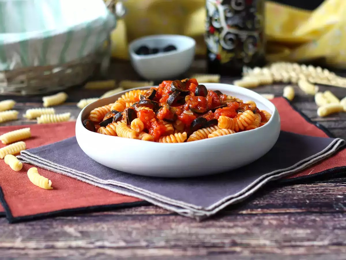 Pasta oliivikastikkeella: edullinen, maukas ja helppo valmistaa! - kuva 2