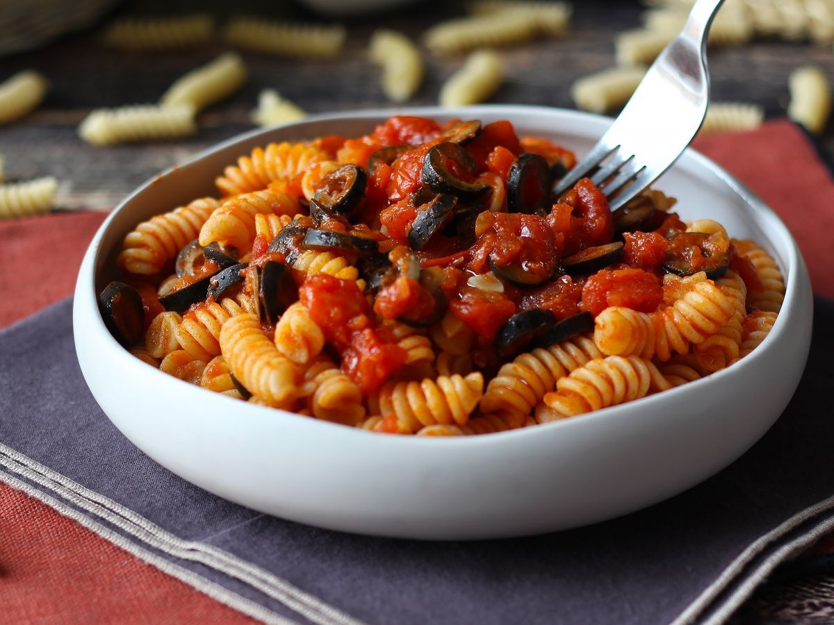Pasta oliivikastikkeella: edullinen, maukas ja helppo valmistaa! - kuva 5