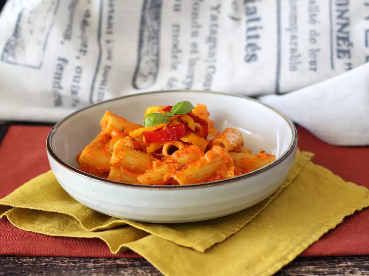 Pasta paprikalla ja Philadelphia-tuorejuustolla – täyteläinen ja nopea resepti - kuva 5