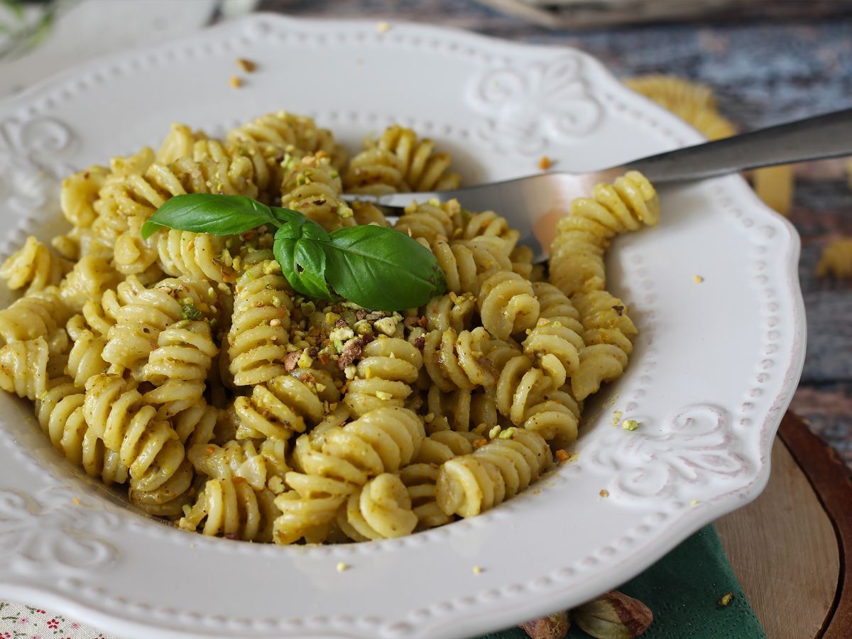 Pasta pistaasipestolla, herkullinen ja helppo resepti - kuva 2