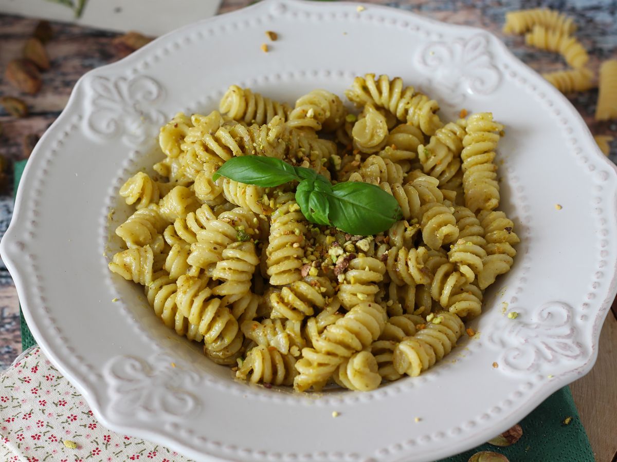Pasta pistaasipestolla, herkullinen ja helppo resepti - kuva 3