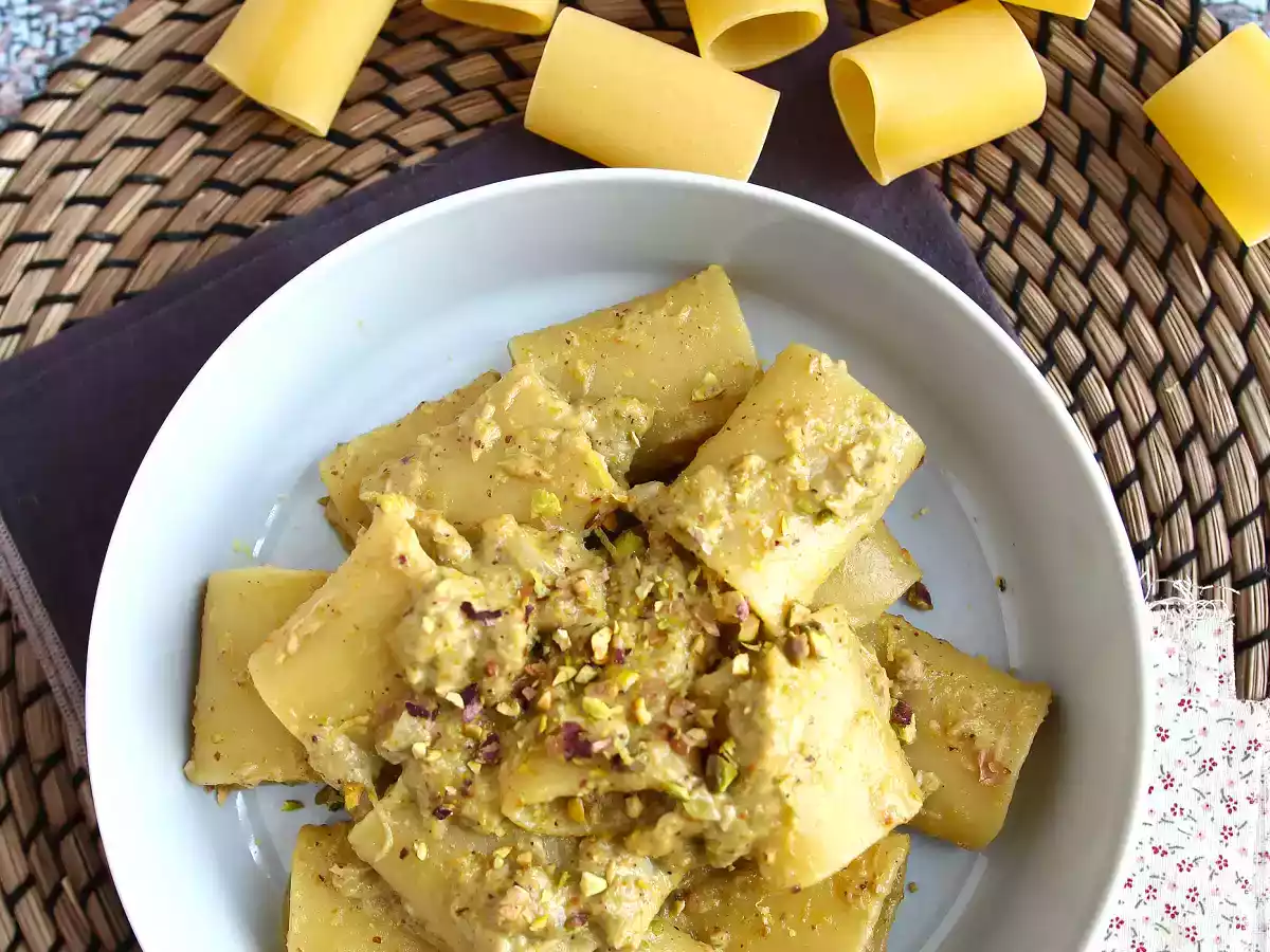Pasta tonnikalan, pistaasipähkinöiden ja sitruunan kanssa - kuva 3
