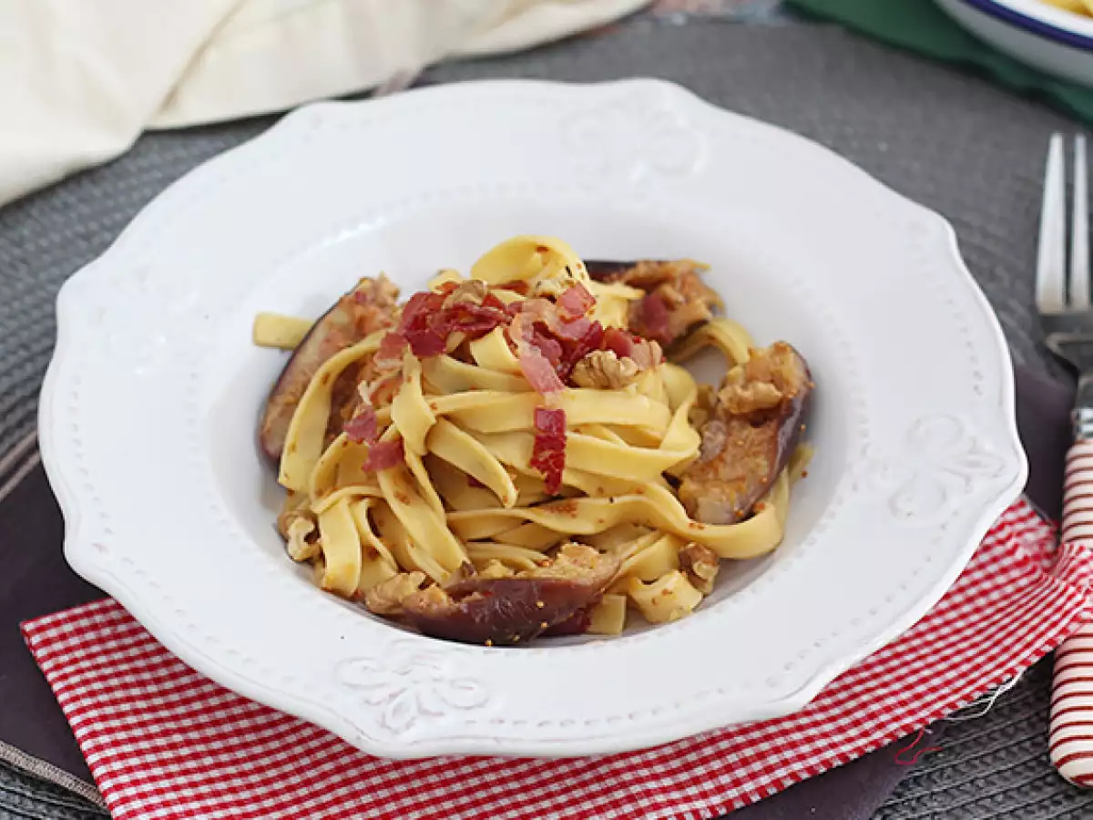 Pasta viikunoilla ja pancettalla - kuva 3