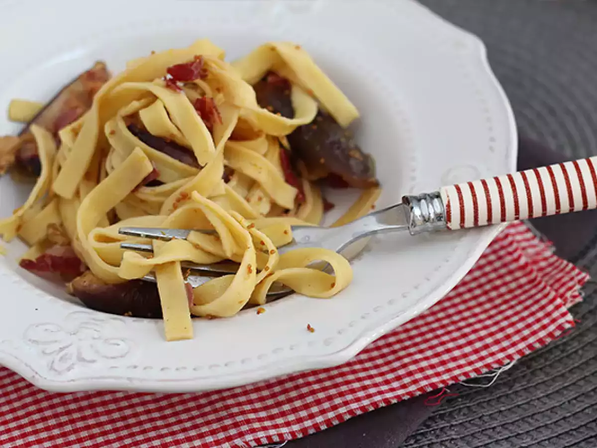 Pasta viikunoilla ja pancettalla - kuva 4