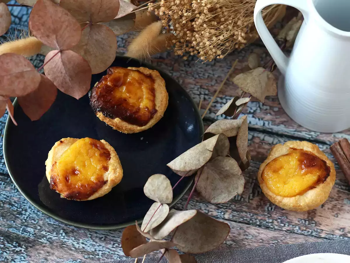 Pastéis de nata ilmakeittimessä. Nopea ja helppo resepti perinteiseen portugalilaiseen makeaan. - kuva 6