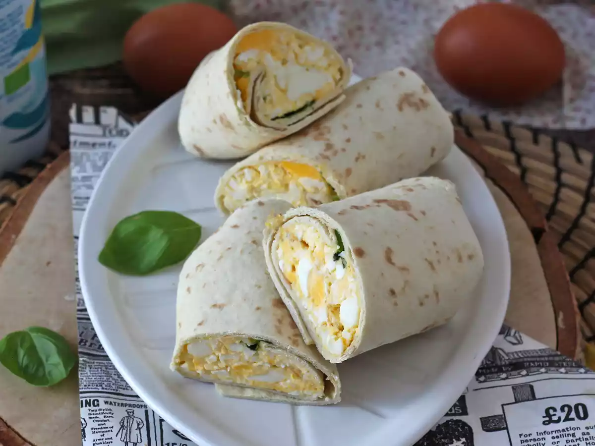 Pehmeä ja superproteiinipitoinen muna-feta-wrap - kuva 3