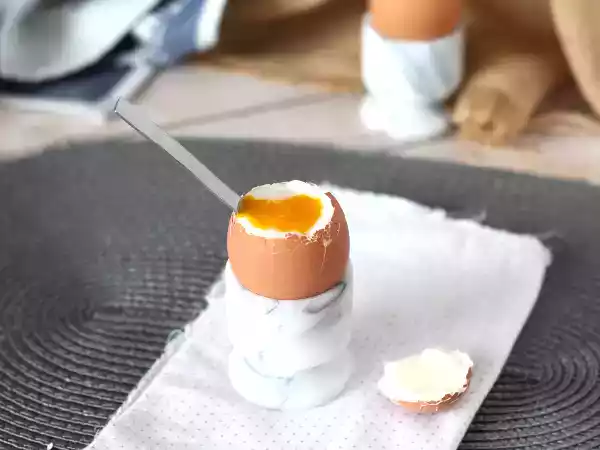 Resepti Pehmeäksi keitetyt munat: täydellinen kypsennys