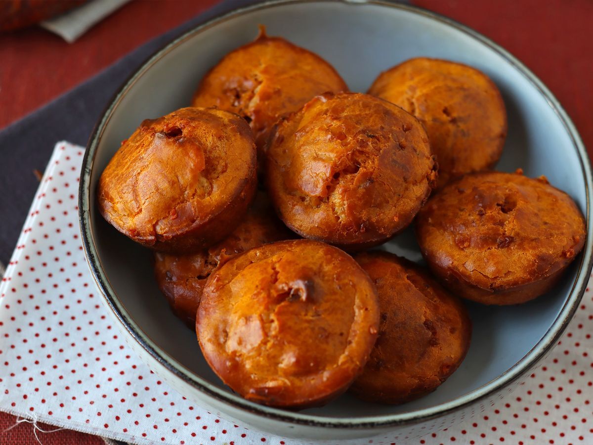 Pehmeät ja mausteiset chorizo-muffinsseja