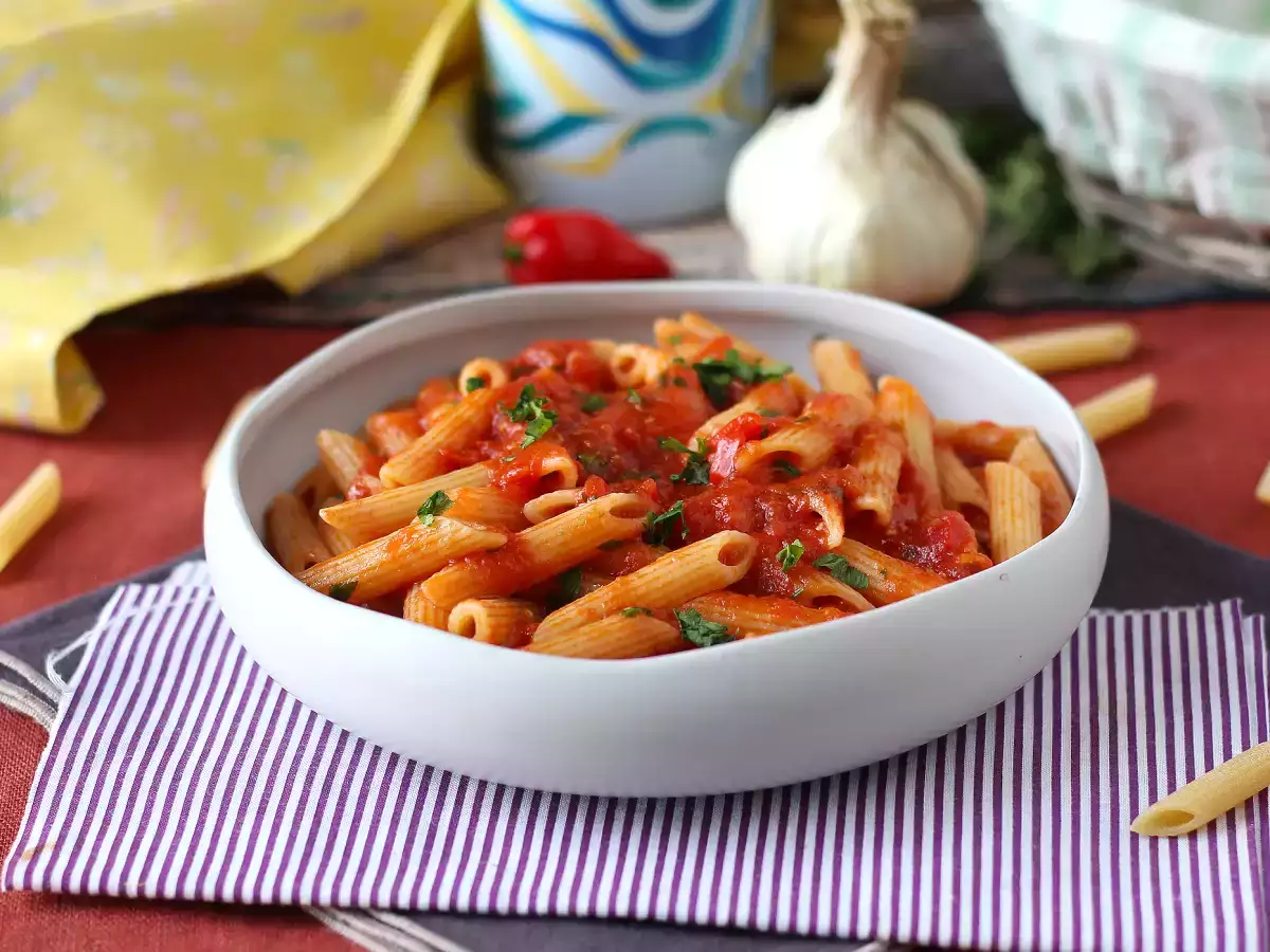 Penne all'arrabbiata – sydäntä lämmittävä italialainen klassikko!