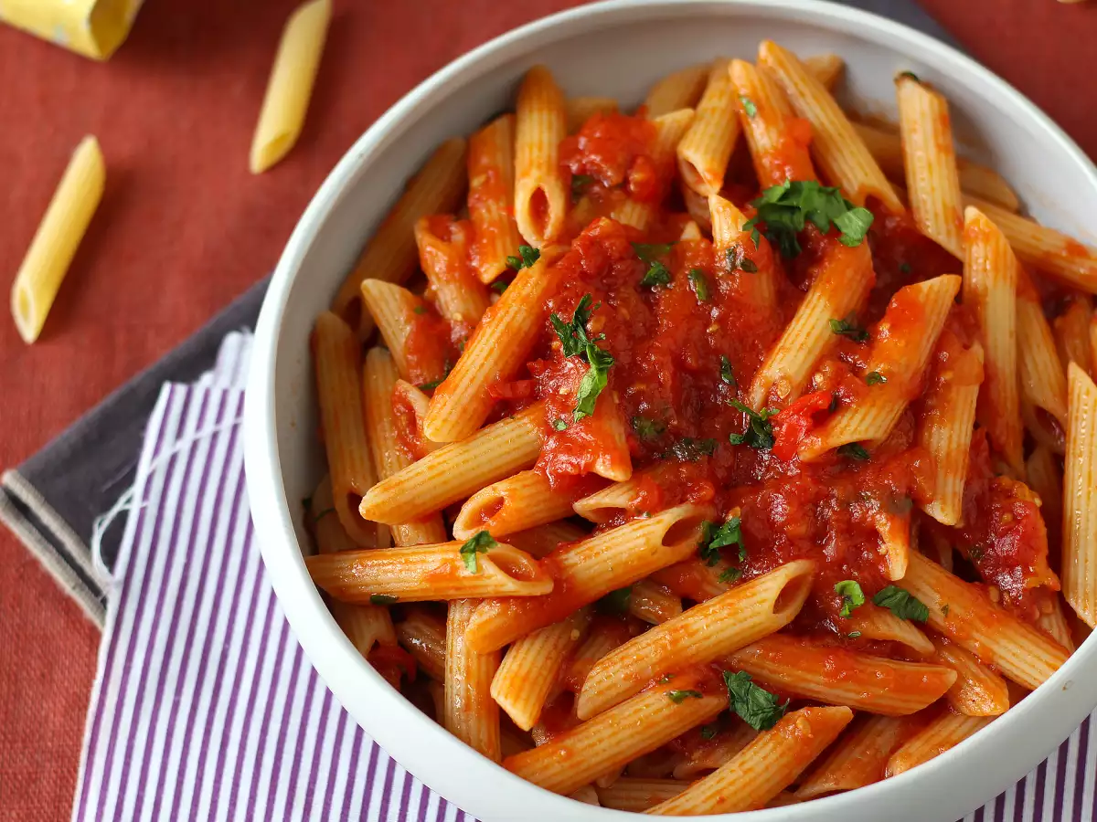 Penne all'arrabbiata – sydäntä lämmittävä italialainen klassikko! - kuva 3