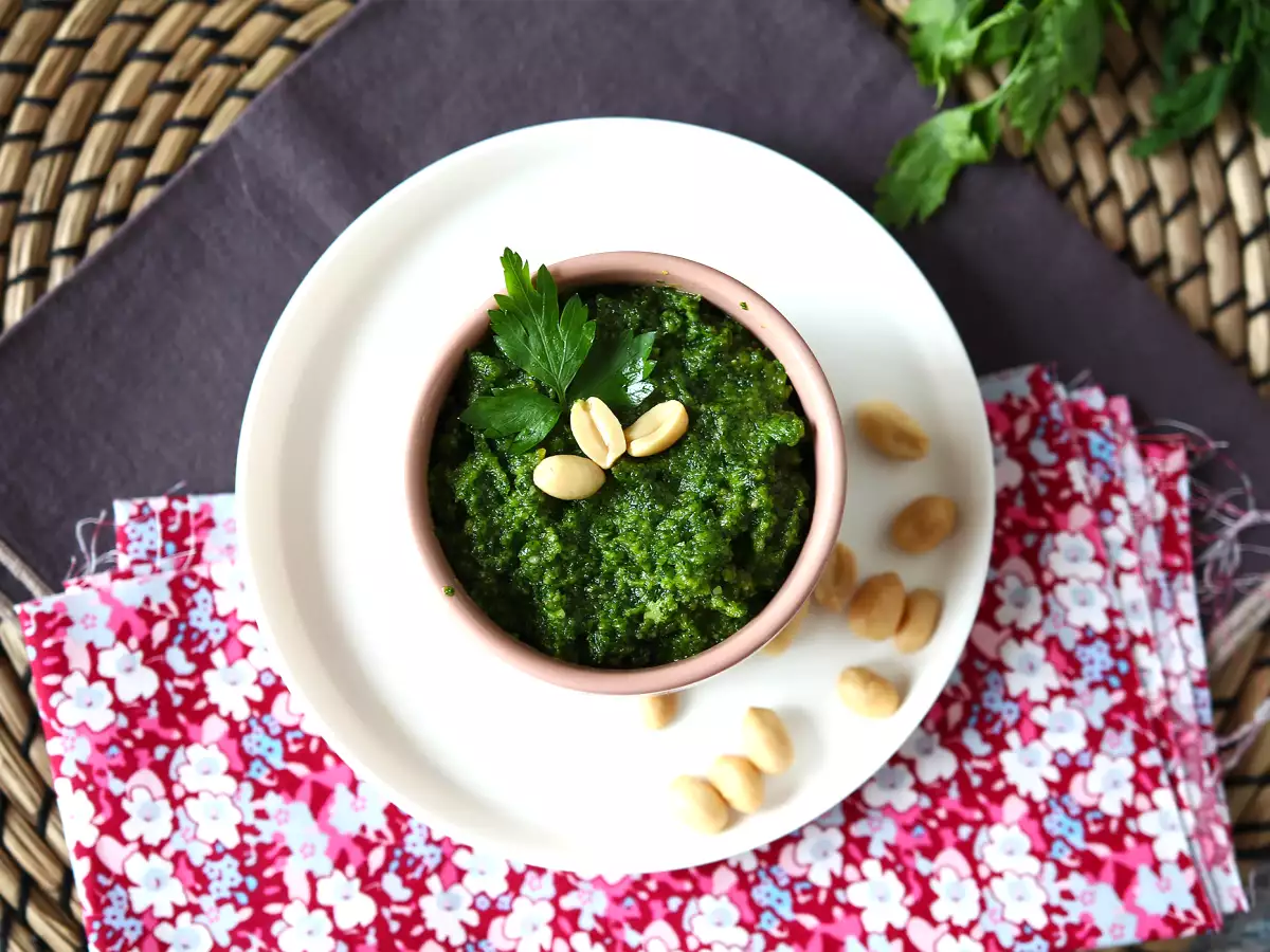 Persilja- ja maapähkinäpesto, makujen räjähdys - kuva 4