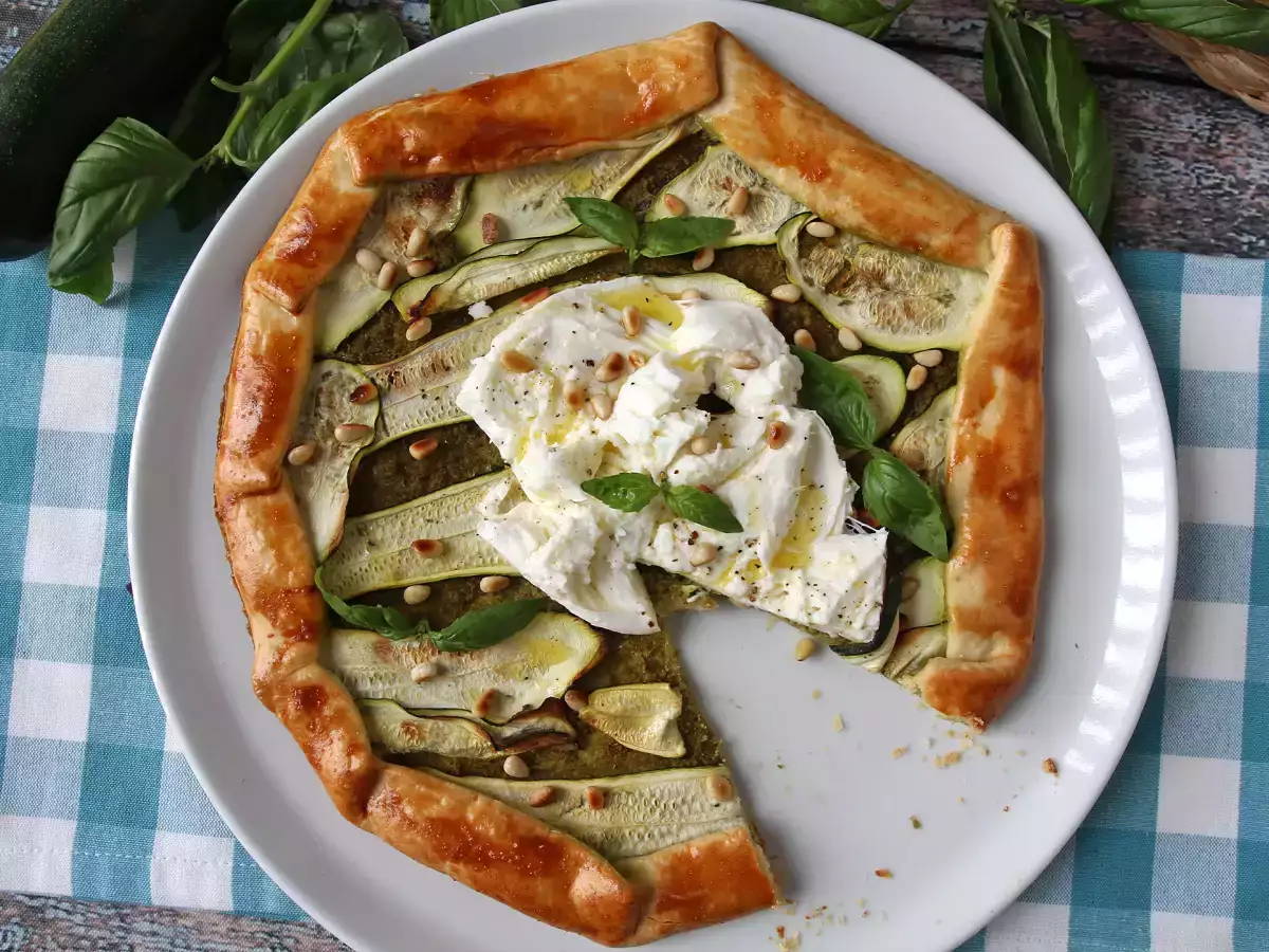 Pesto- ja kesäkurpitsatorttu: helppo resepti, joka tuoksuu aivan kesältä! - kuva 2