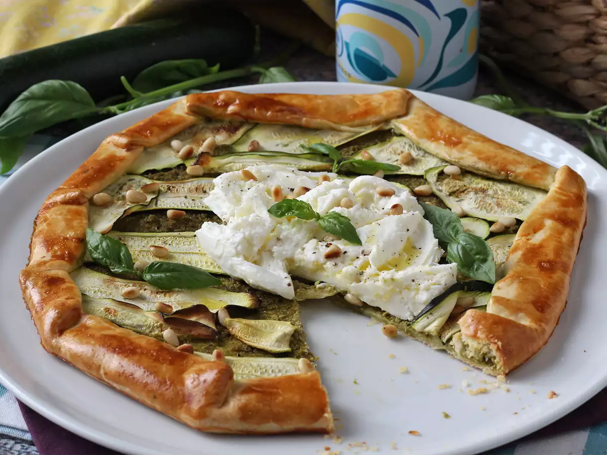 Pesto- ja kesäkurpitsatorttu: helppo resepti, joka tuoksuu aivan kesältä! - kuva 5