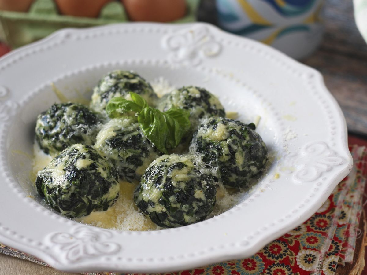 Pinaatti ja ricotta malfatti, helppo, vaivaamaton kotitekoinen pastaresepti - kuva 4