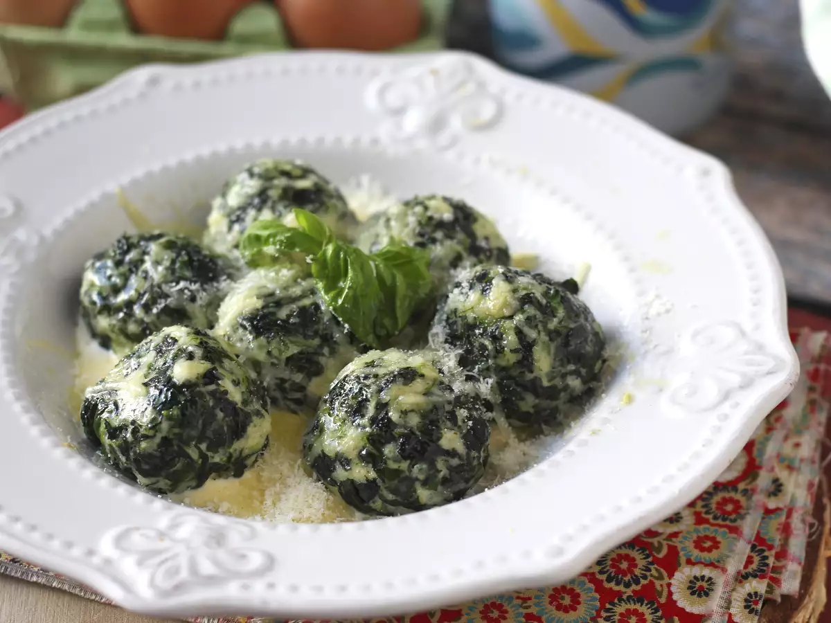 Pinaatti ja ricotta malfatti, helppo, vaivaamaton kotitekoinen pastaresepti - kuva 4
