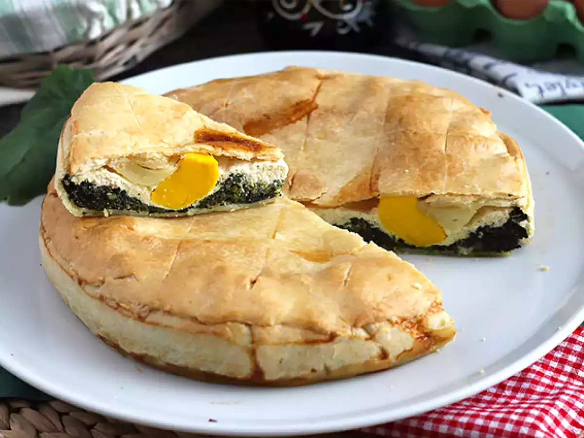 Pinaatti-, ricotta- ja munapiirakka - italialainen Torta Pasqualina