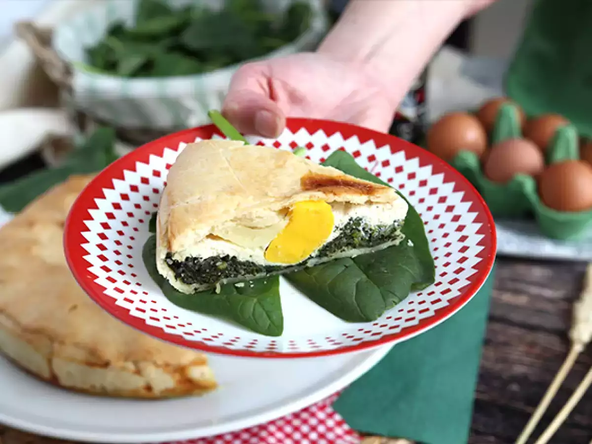 Pinaatti-, ricotta- ja munapiirakka - italialainen Torta Pasqualina - kuva 2
