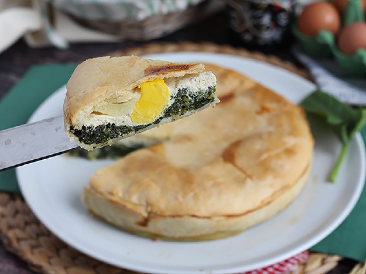 Pinaatti-, ricotta- ja munapiirakka - italialainen Torta Pasqualina - kuva 3