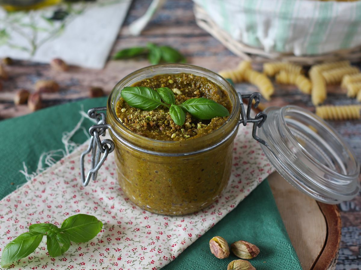 Pistaasipesto, helppo ja maukas kastike - kuva 3
