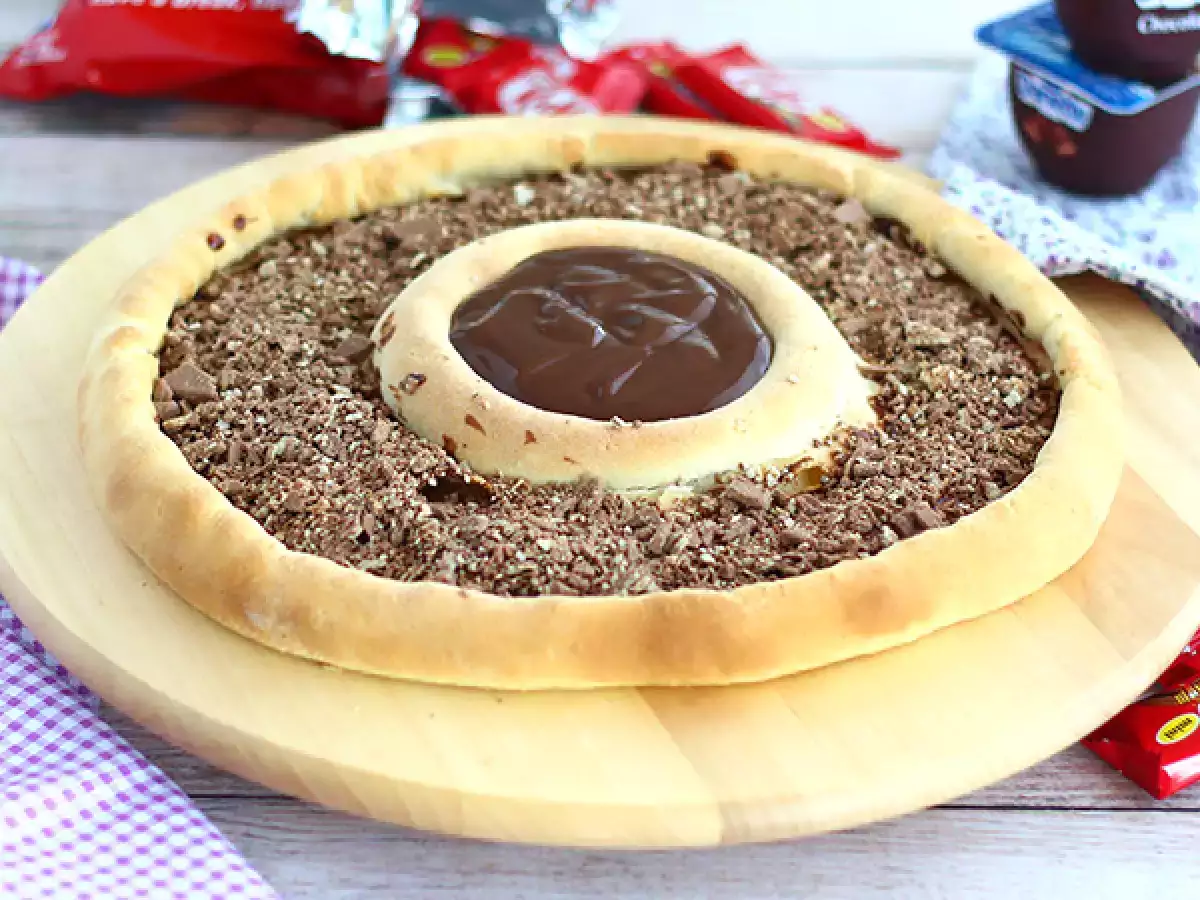 Pizza Kit Kat ja Suklaa Danette Jogurtti
