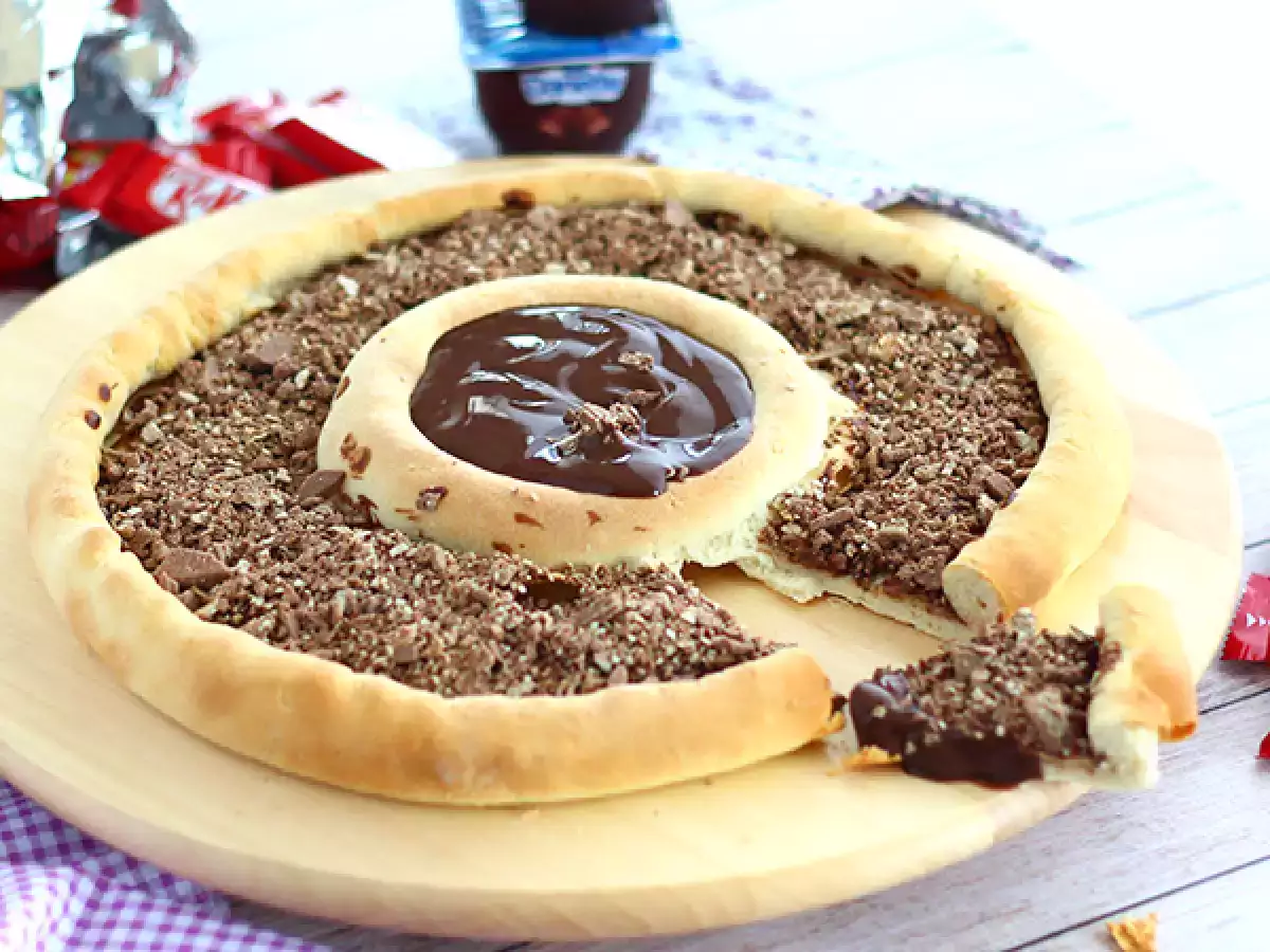 Pizza Kit Kat ja Suklaa Danette Jogurtti - kuva 4