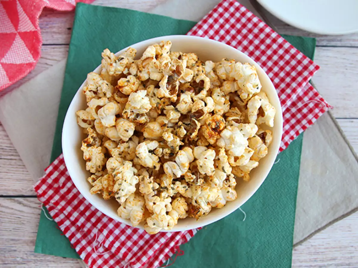 Pizzamaustetut popcornit - kuva 5