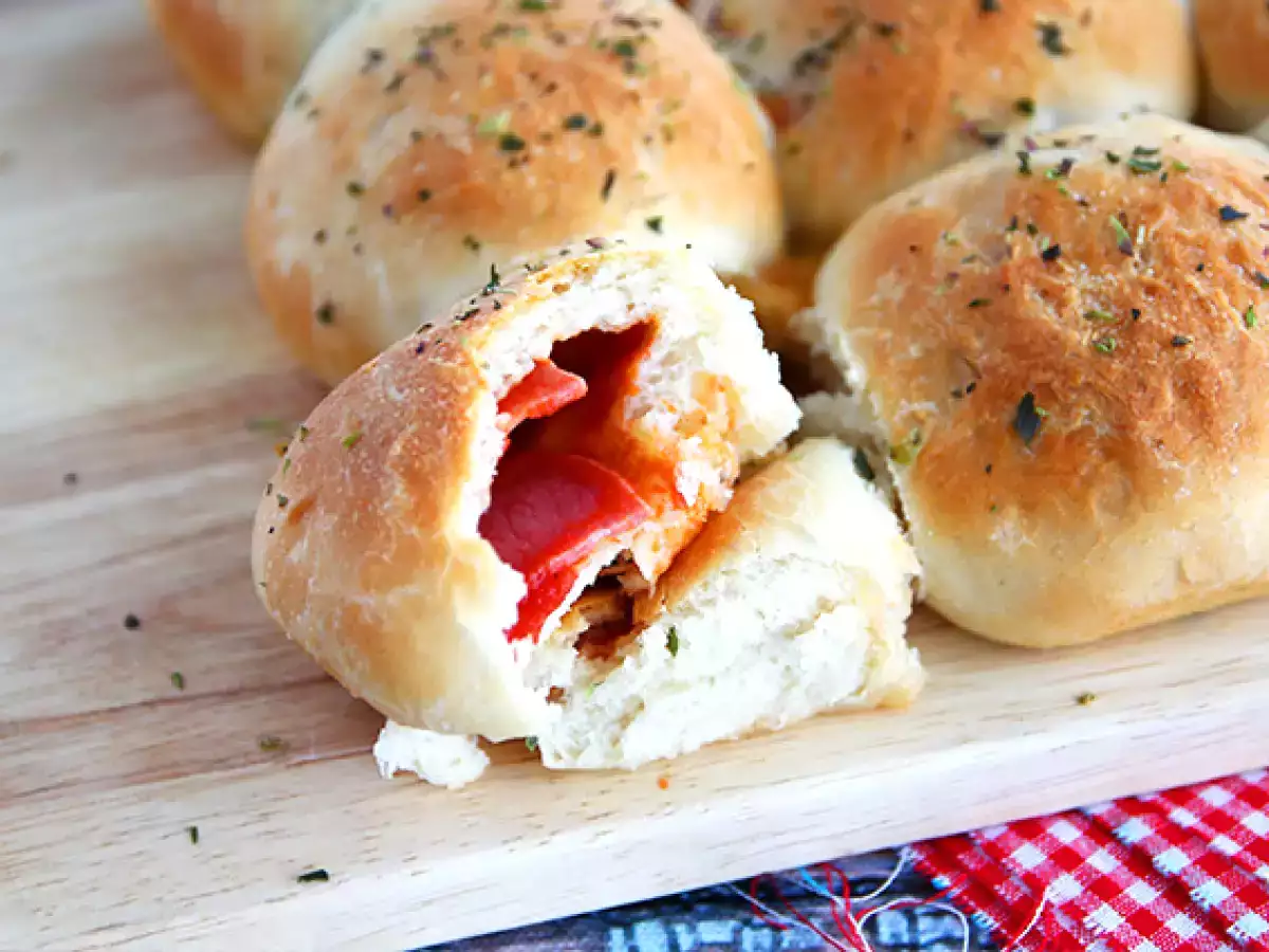 Pizzapullat kinkku-juustotäytteellä - kuva 4