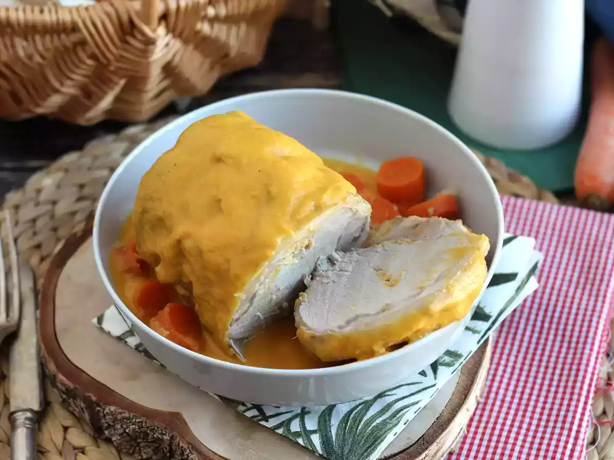 Porsaan ulkofilee oluen ja porkkanakastikkeen kanssa nopeassa keittimessä
