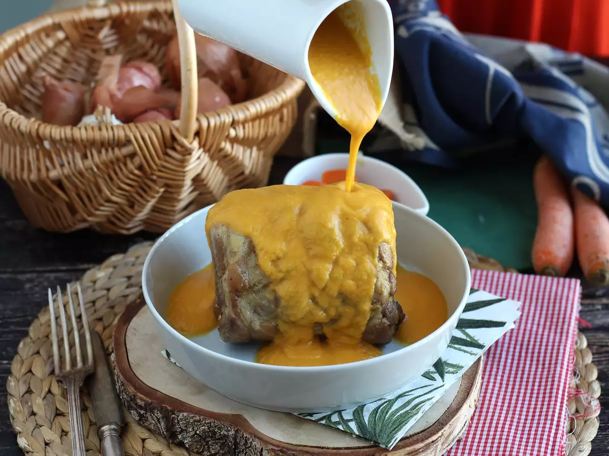 Porsaan ulkofileetä olut-porkkanakastikkeessa painekattilassa - kuva 2