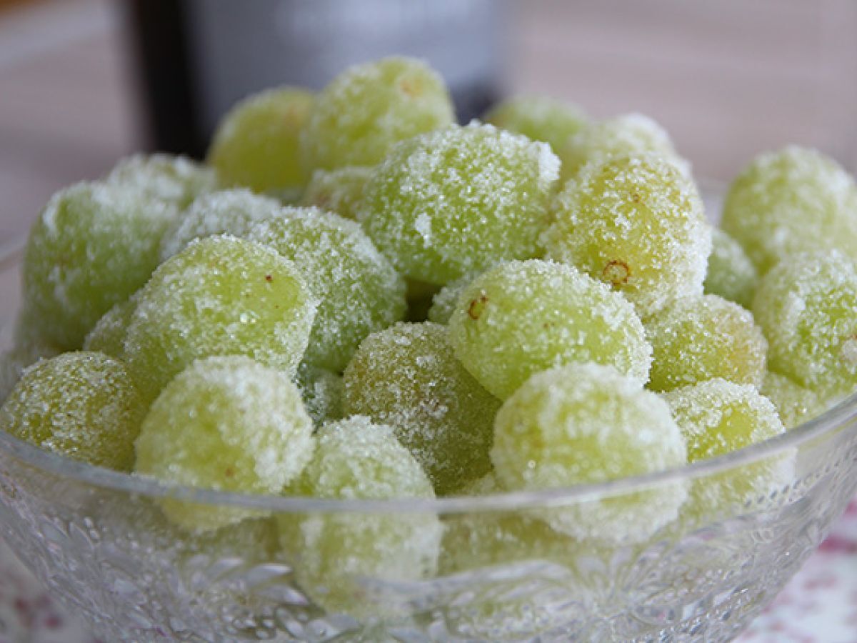 Proseccolla marinoidut viinirypäleet - kuva 3