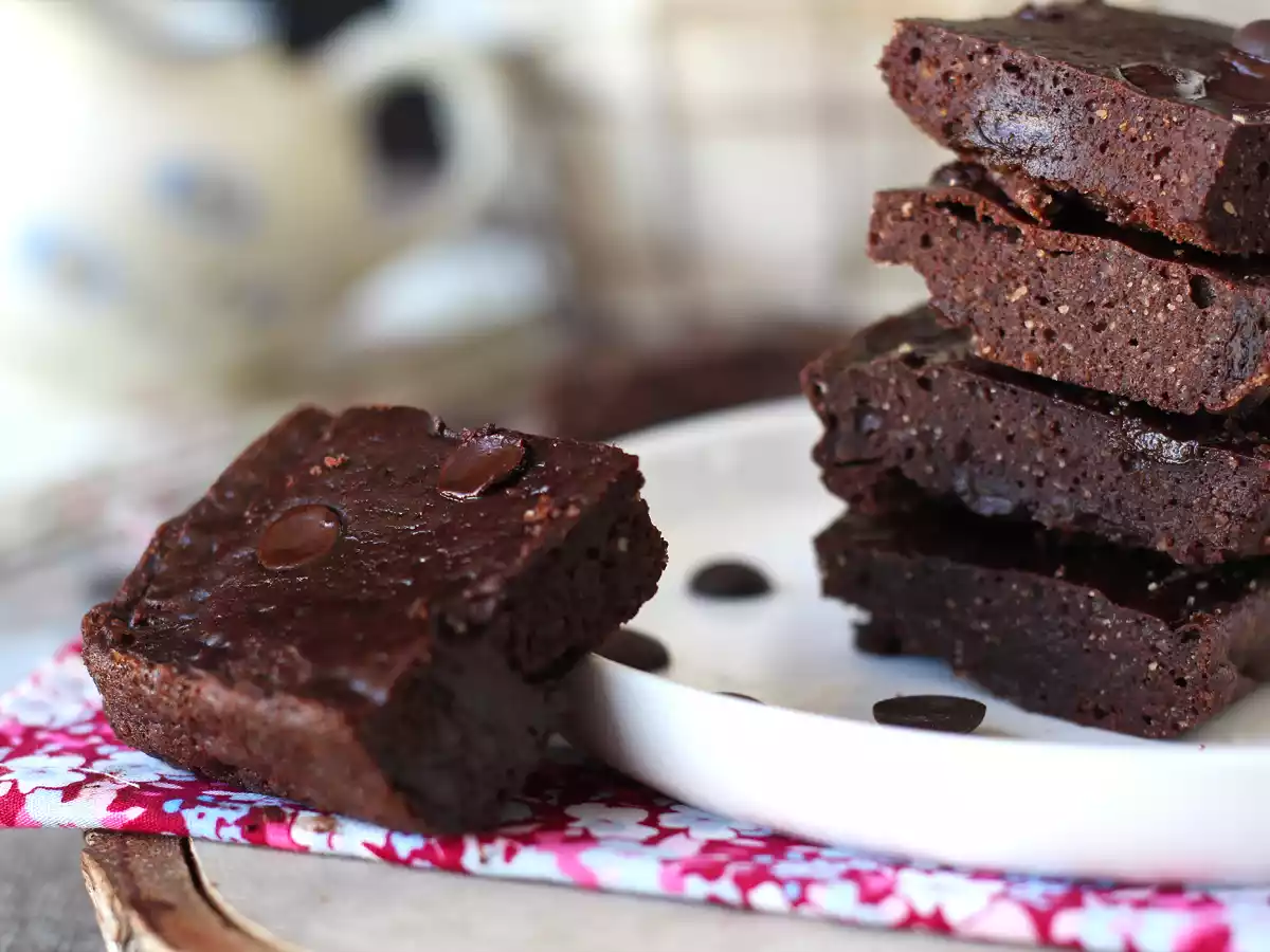 Proteiinibrownie heran kanssa, luonnollisesti gluteeniton - kuva 2