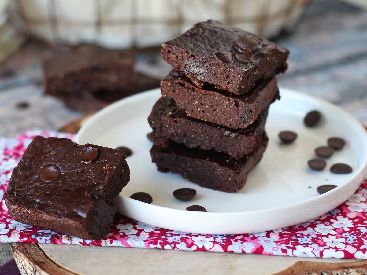 Proteiinibrownie heran kanssa, luonnollisesti gluteeniton - kuva 4