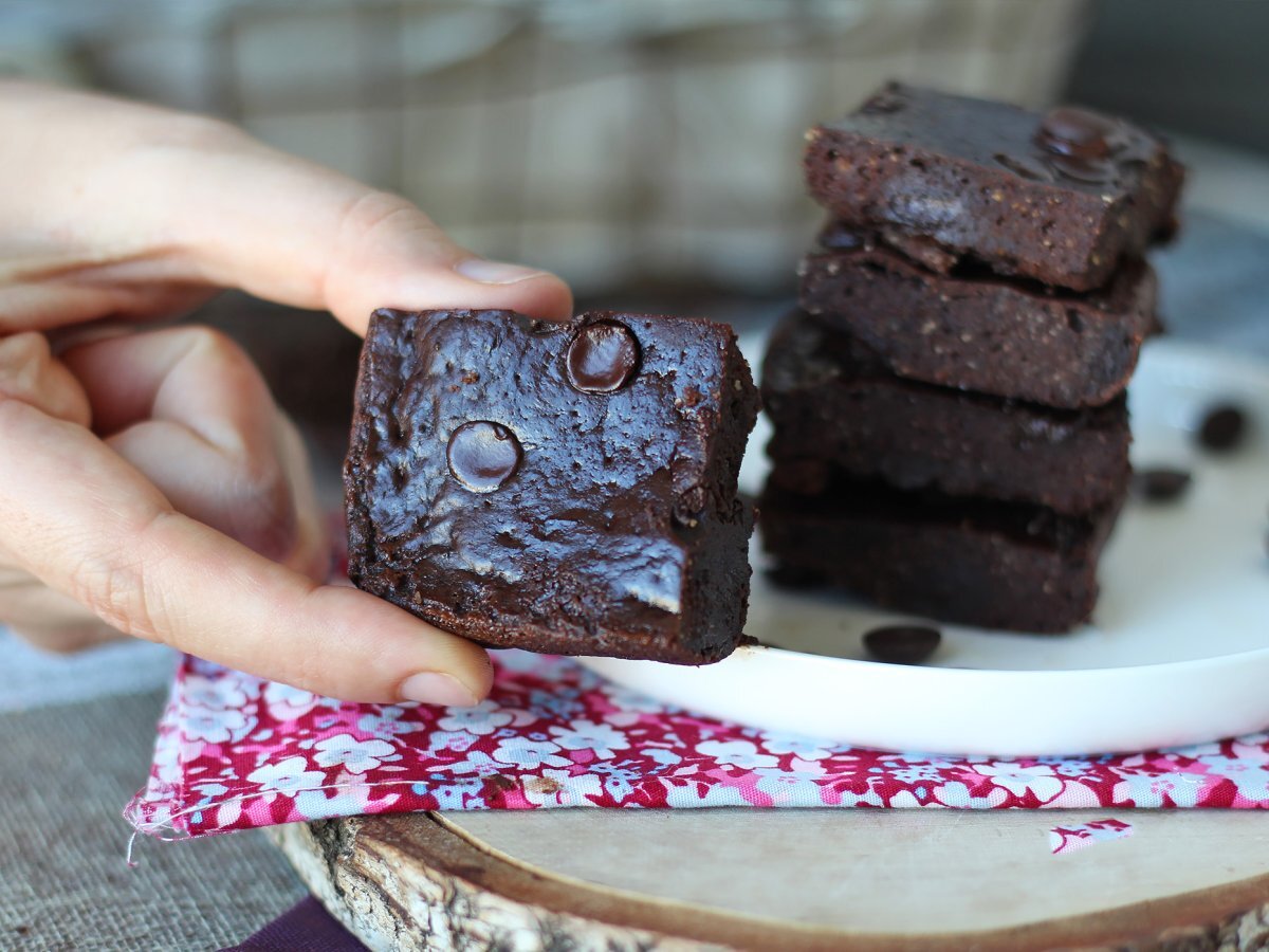 Proteiinibrownie heran kanssa, luonnollisesti gluteeniton - kuva 7