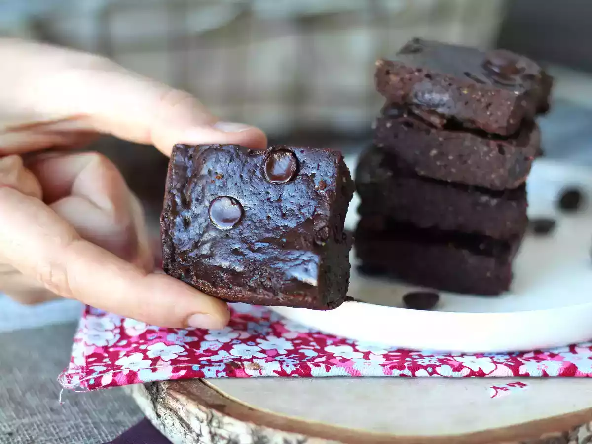 Proteiinibrownie heran kanssa, luonnollisesti gluteeniton - kuva 7
