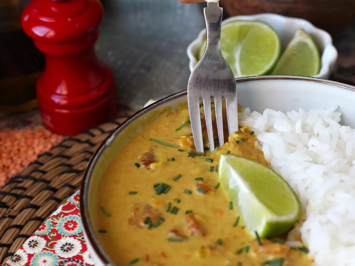 Punalenkkien curry kookosmaitolla: helppo ja kermainen resepti - kuva 4