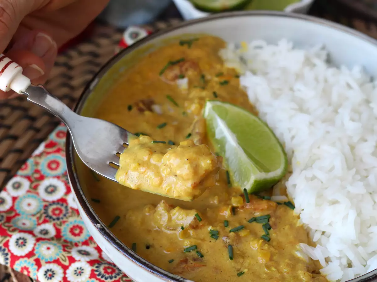Punalenkkien curry kookosmaitolla: helppo ja kermainen resepti - kuva 5