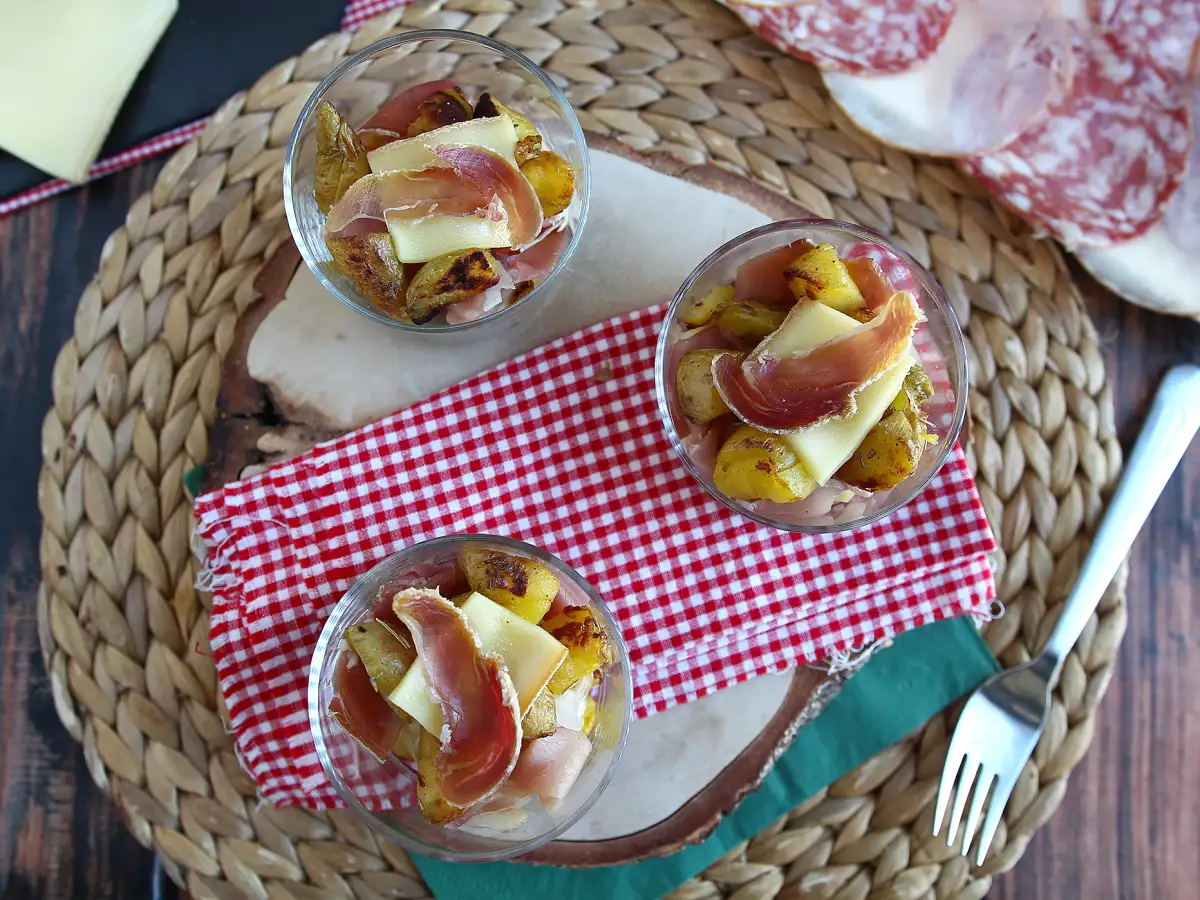 Raclette-annokset laseissa ilman raclette-grilliä – tarjottavaksi myös aperitiivina - kuva 2