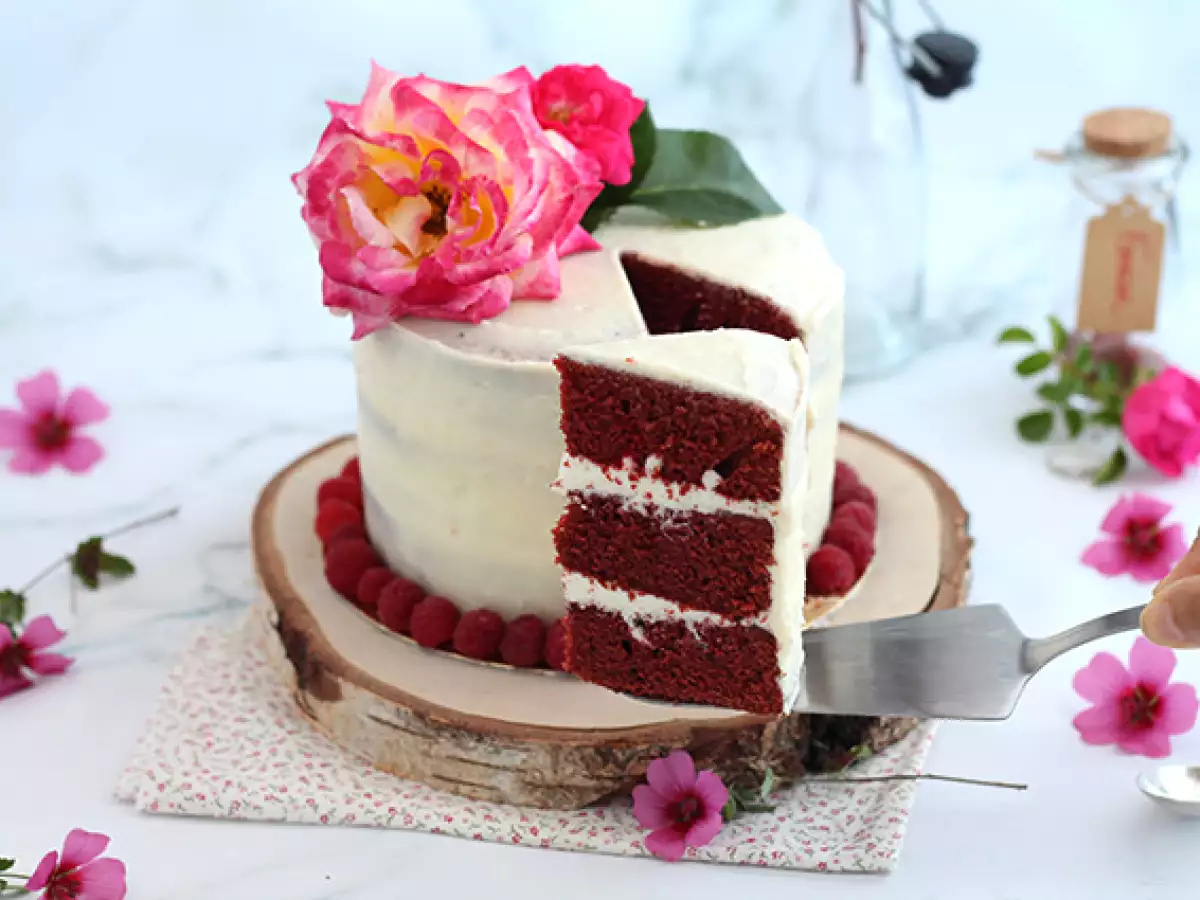 Red velvet -kakku - kuva 3