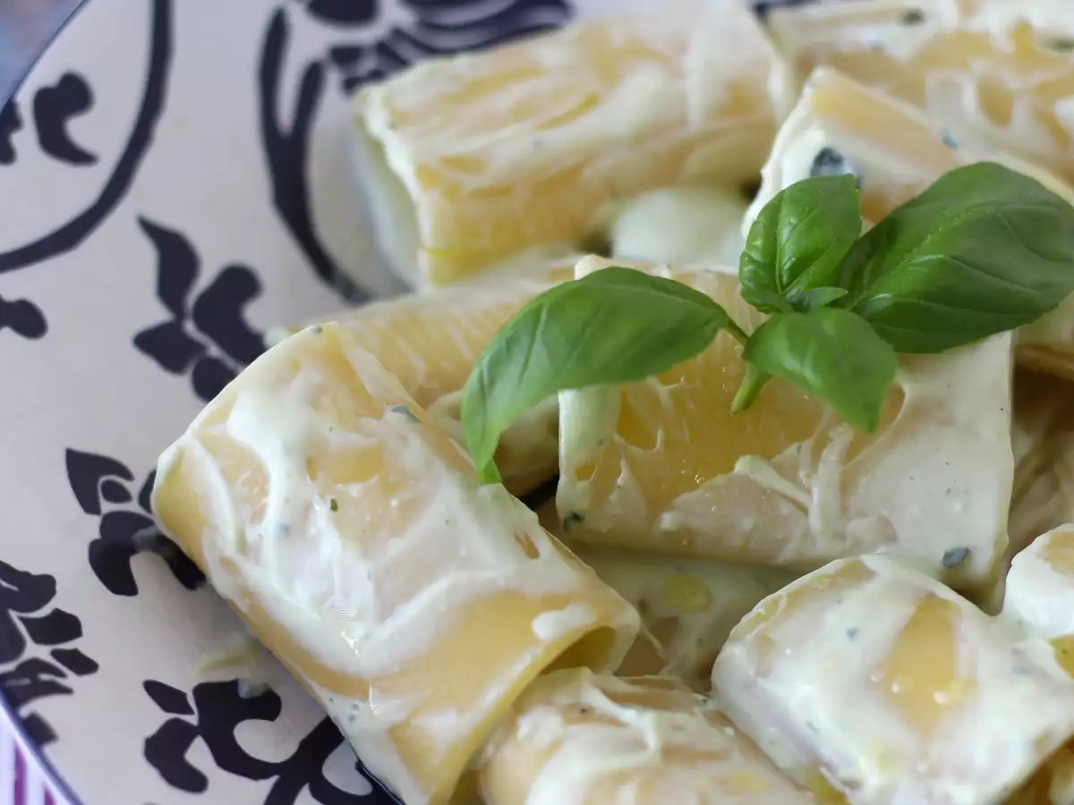 Ricotta-basilikakastikkeinen pasta - kuva 3