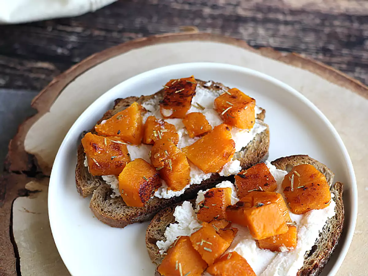 Ricotta-, myskikurpitsa- ja munapaahtoleivät - kuva 2