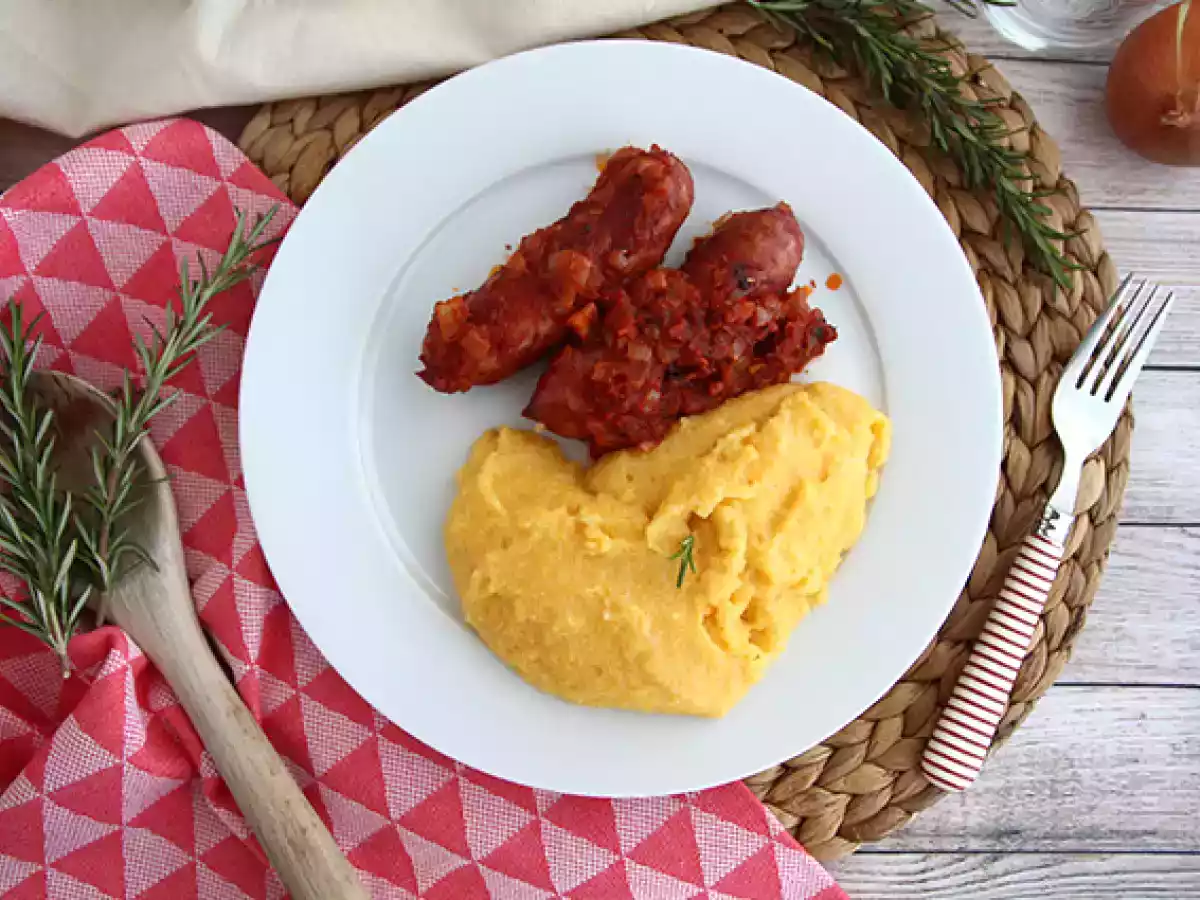 Savoyn diotit polentan ja Comté-juuston kera