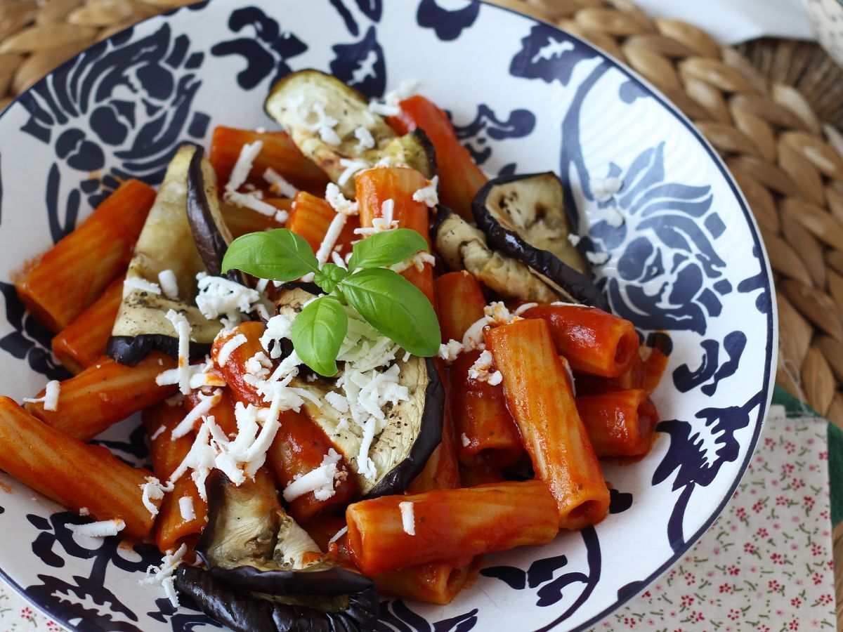 Sicilian pasta munakoisolla, helppo ja kevyt versio - Pasta alla Norma - kuva 7