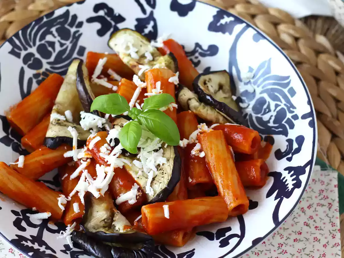 Sicilian pasta munakoisolla, helppo ja kevyt versio - Pasta alla Norma - kuva 7
