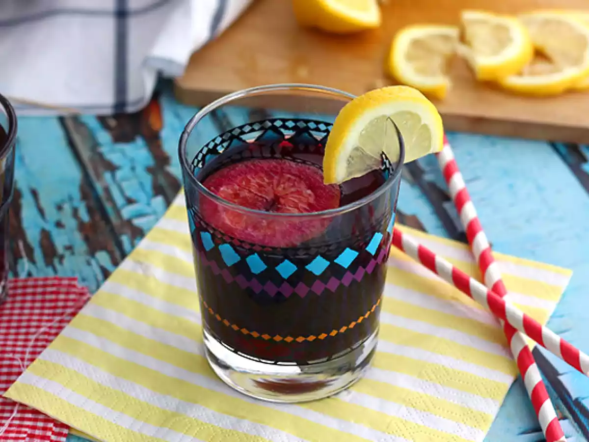 Sitrushedelmien sangria - kuva 3